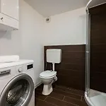 Carla Zone Pietonne Clim 펜션